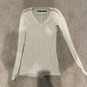 Enza Costa Cashmere Long Sleeve Cuffed V-Neck Top with Thumbholes